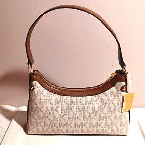 Gorgeous ⚜️ Michael Kors ⚜️ Vanilla/Luggage Pouchette Shoulder Bag